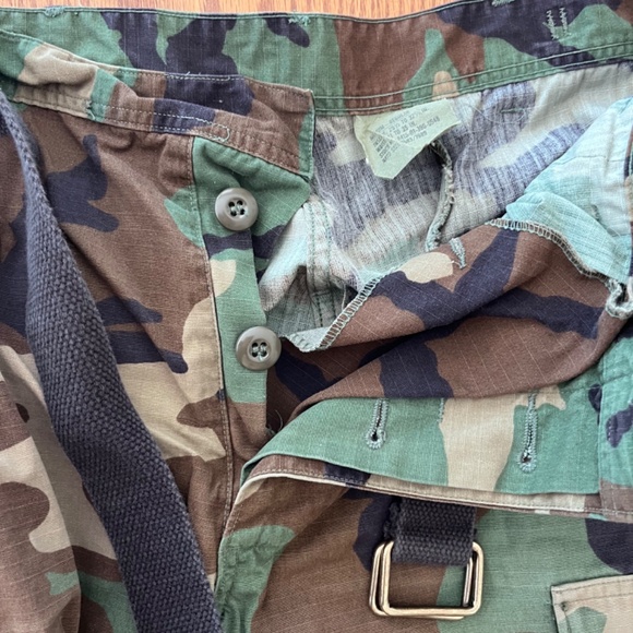 US Army issue BDU camo cargo pants - Picture 3 of 3